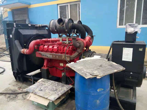 巴林右关于柴油发电机组水箱污垢的产生与清理